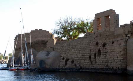 Temple of Khnum vd